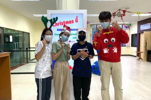 LINE_ALBUM_กิจกรรม Christmas 2020_๒๒๐๓๐๓_3