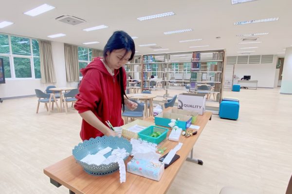 LINE_ALBUM_7867ประดิษฐดอกมะลิวันแม่_241010_27
