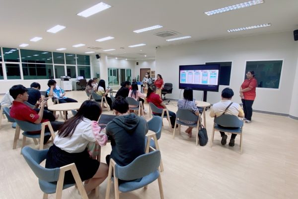 LINE_ALBUM_กิจกรรมอบรม “ลงทะเบียนรับ BIGBOT AI”_241010_5