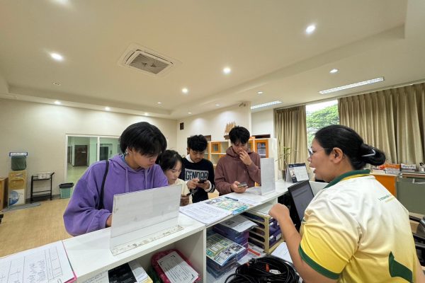 LINE_ALBUM_กิจกรรมอบรม “ลงทะเบียนรับ BIGBOT AI”_241010_52