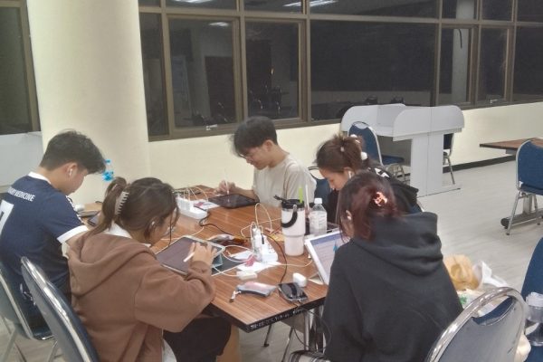 LINE_ALBUM_ห้องสมุดเที่ยงคืน midterm 22567_250110_36