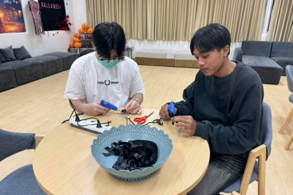 LINE_ALBUM_พระพันปีหลวง_251110_3