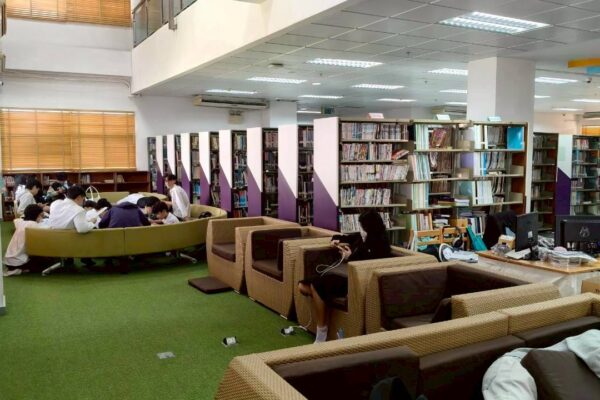 LINE_ALBUM_ห้องสมุดเที่ยงคืนกลางภาค22568_260128_22