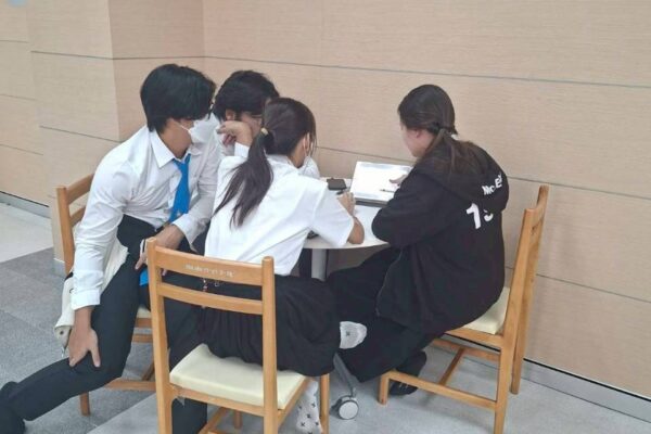 LINE_ALBUM_ห้องสมุดเที่ยงคืนกลางภาค22568_260128_36