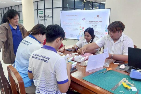 LINE_ALBUM_valentines 2026_260213_25