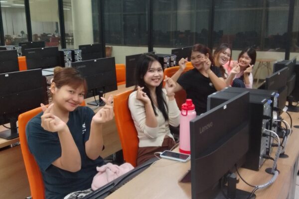 LINE_ALBUM_ห้องสมุดเที่ยงคืน กลางภาค 12569_260830_26
